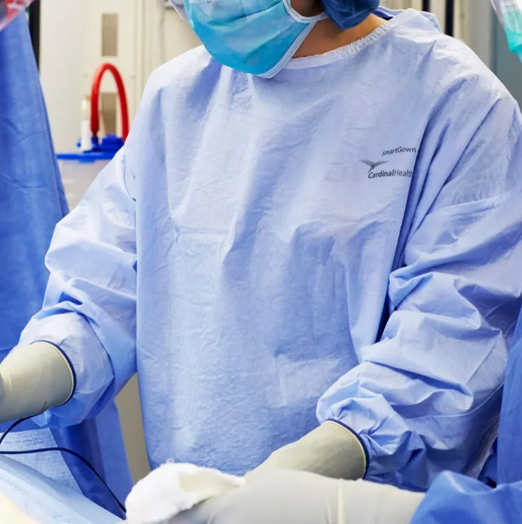 Cardinal Health SmartSleeve PolyReinforced Breathable Sleeve Surgical Gowns