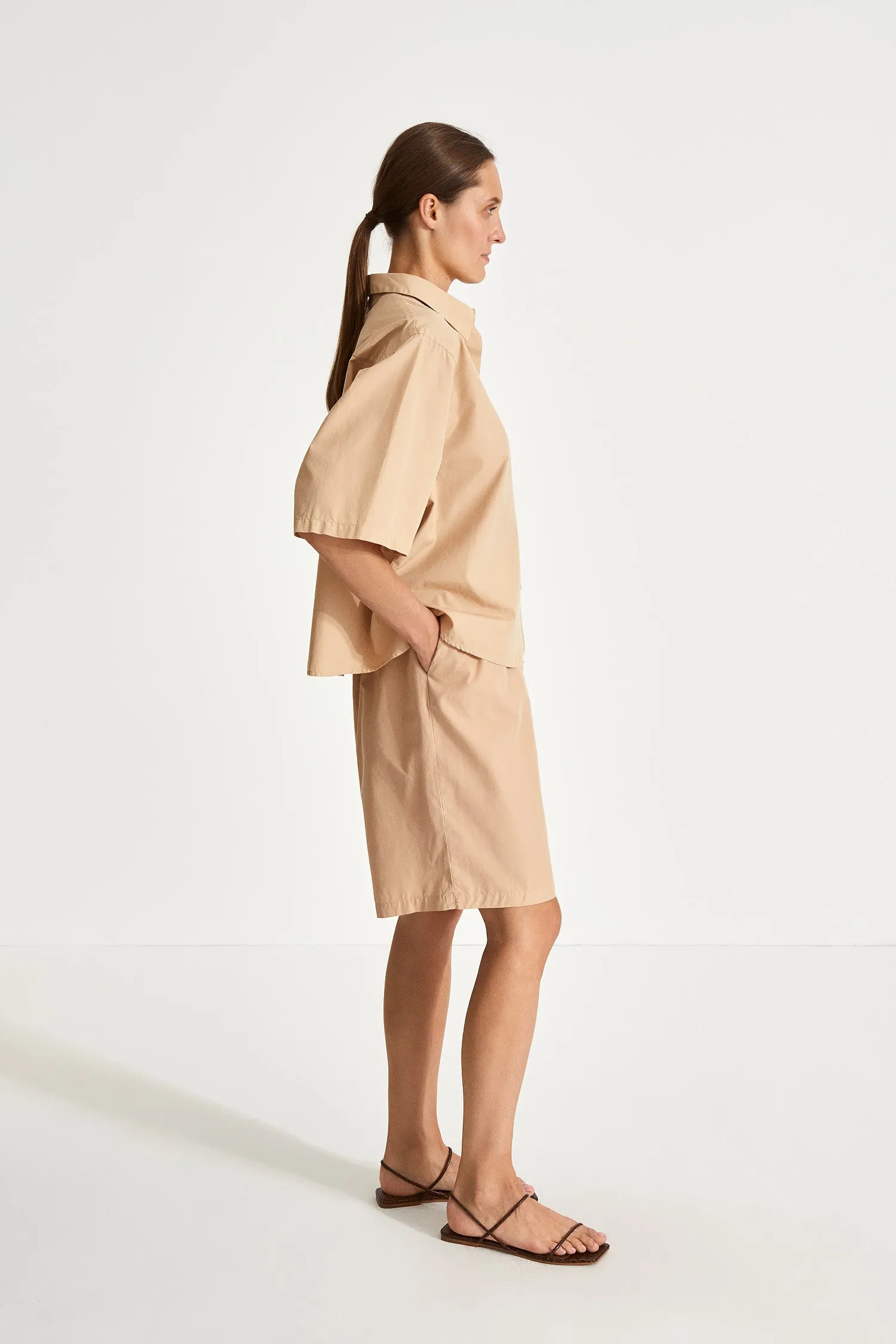 JESSIE SHORTS - BEIGE