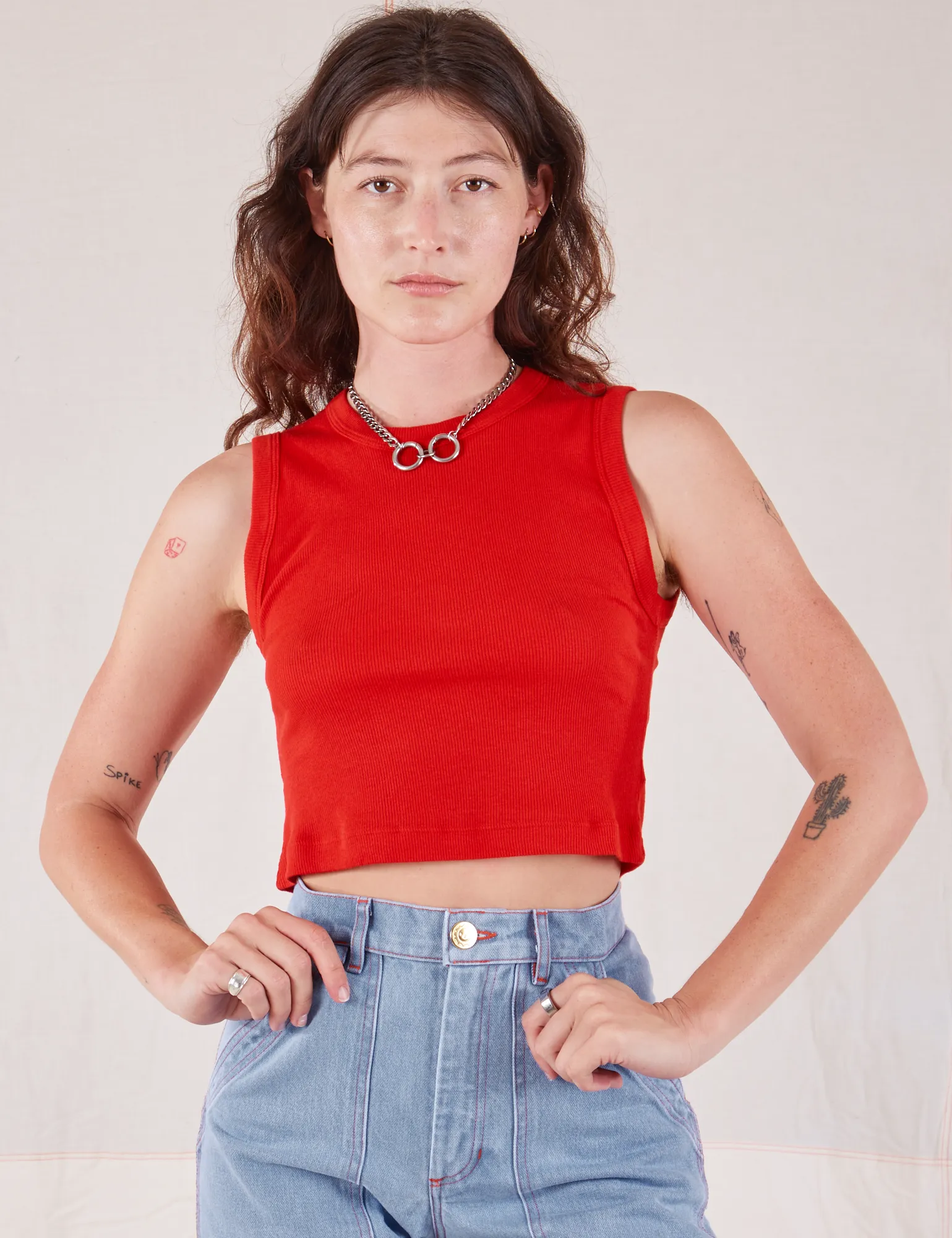Muscle Tee - Mustang Red