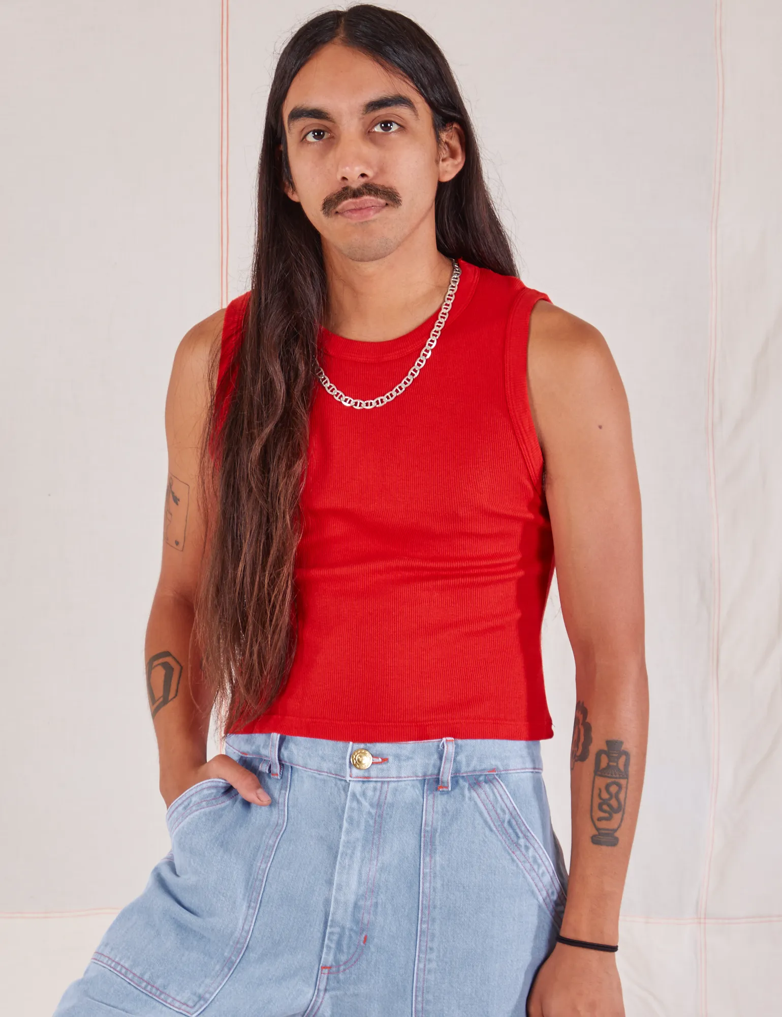 Muscle Tee - Mustang Red