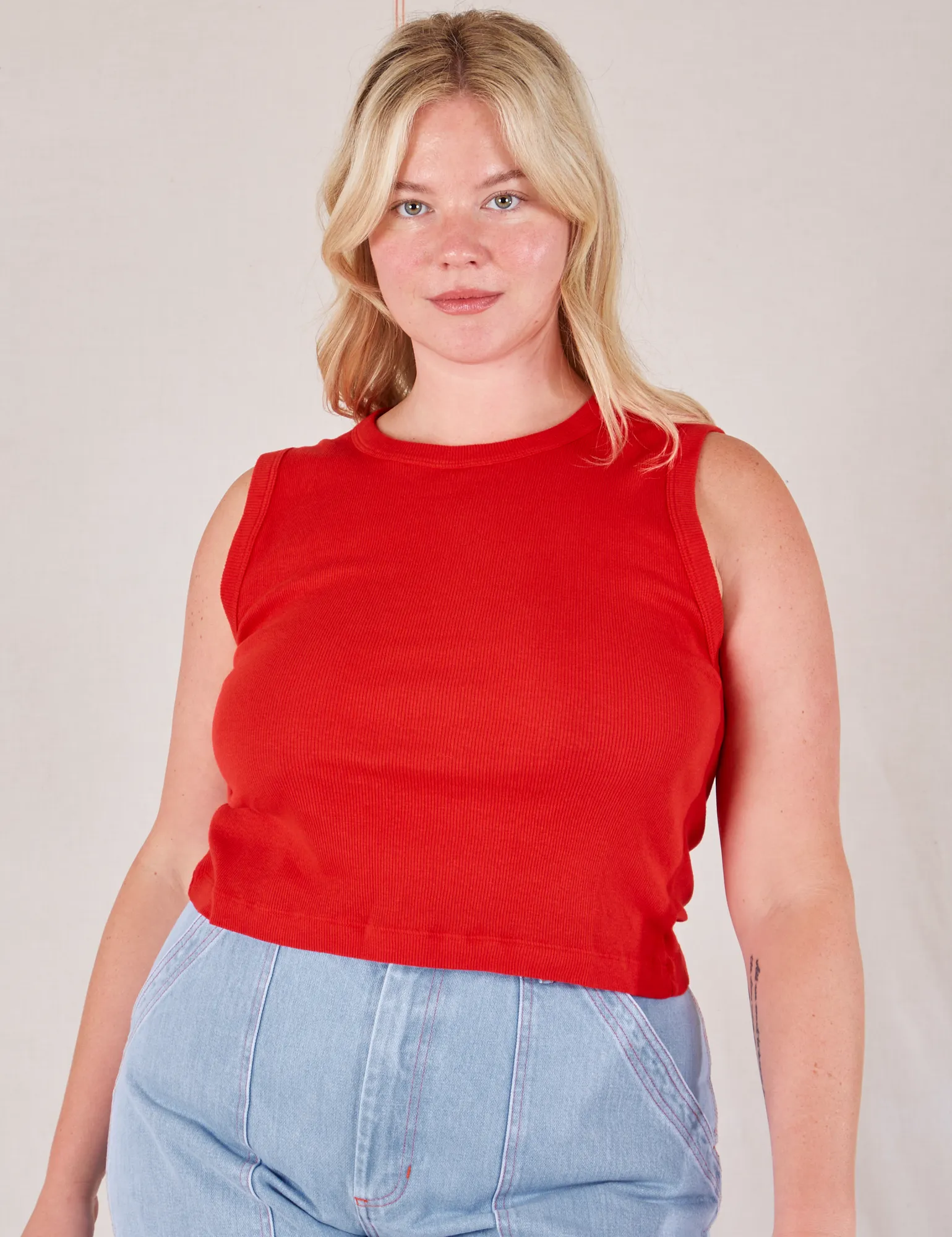 Muscle Tee - Mustang Red