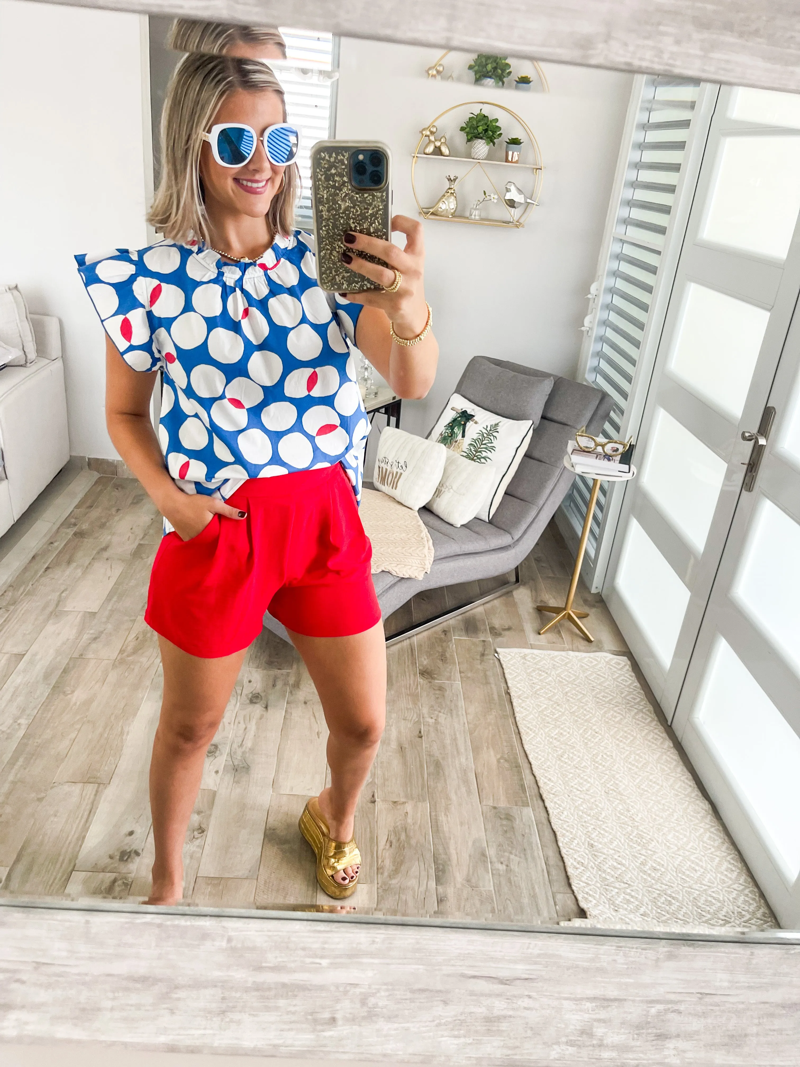 RED BACK ELASTIC SHORTS