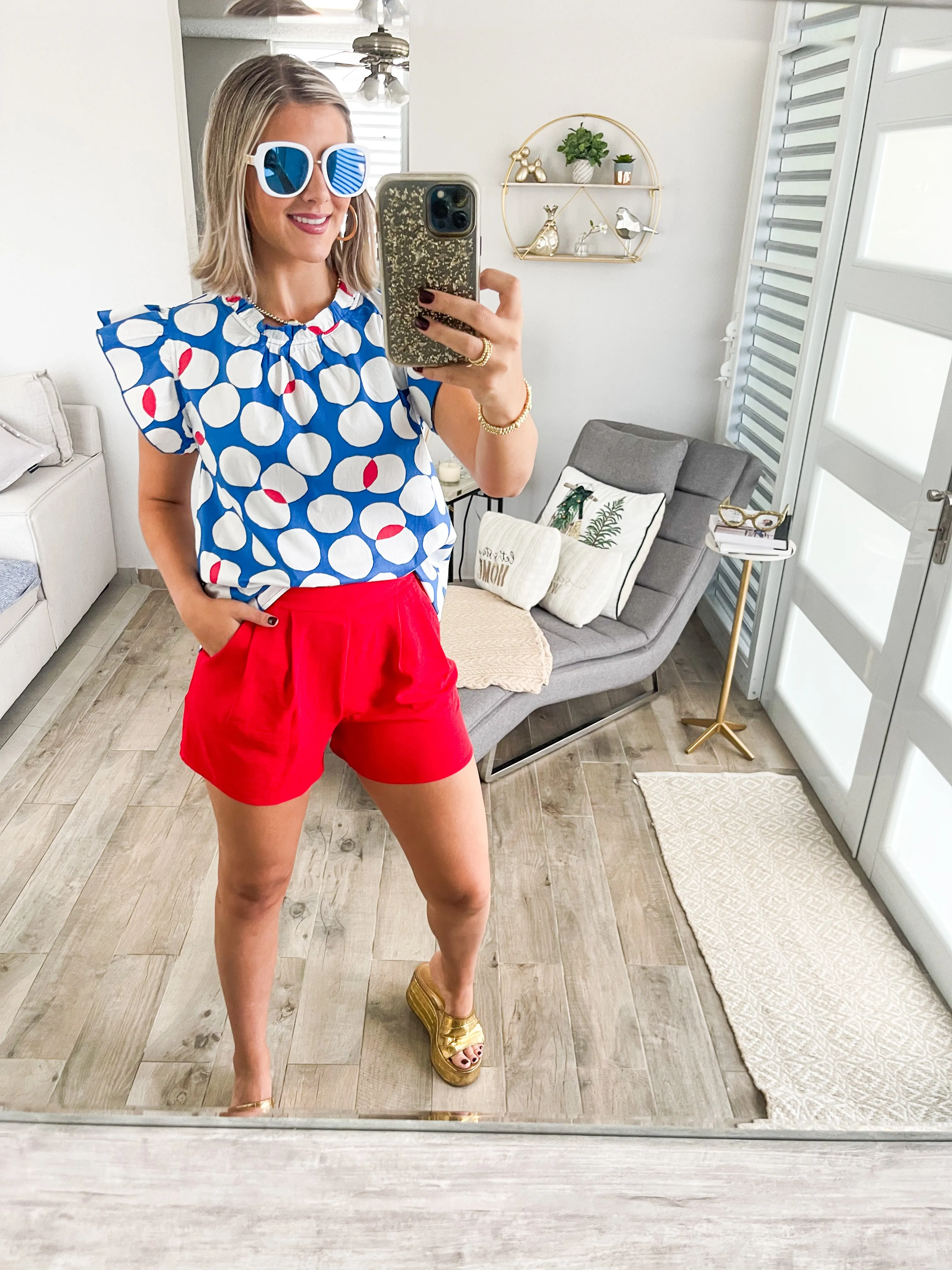 RED BACK ELASTIC SHORTS