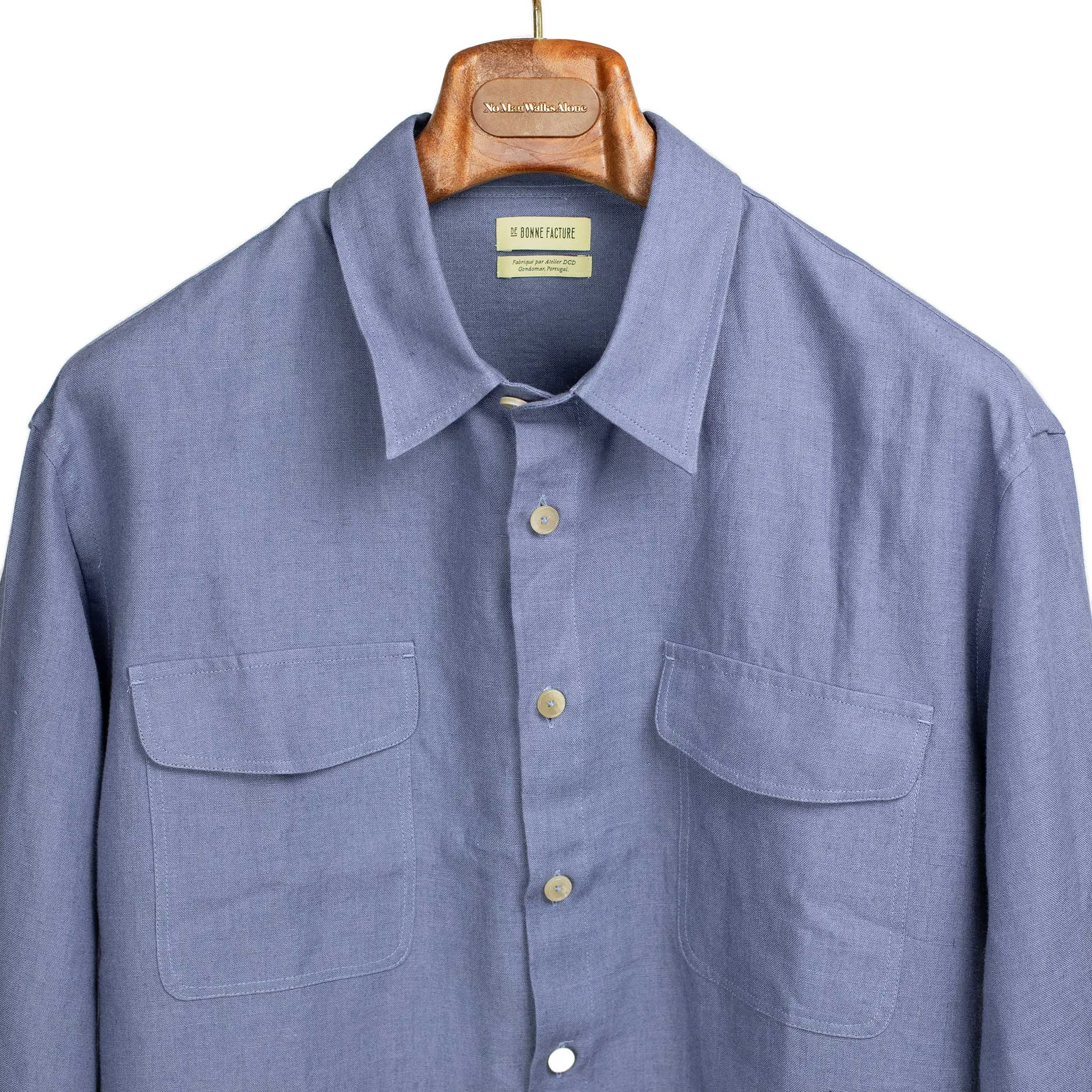 Two pocket overshirt in faded blue Belgian linen