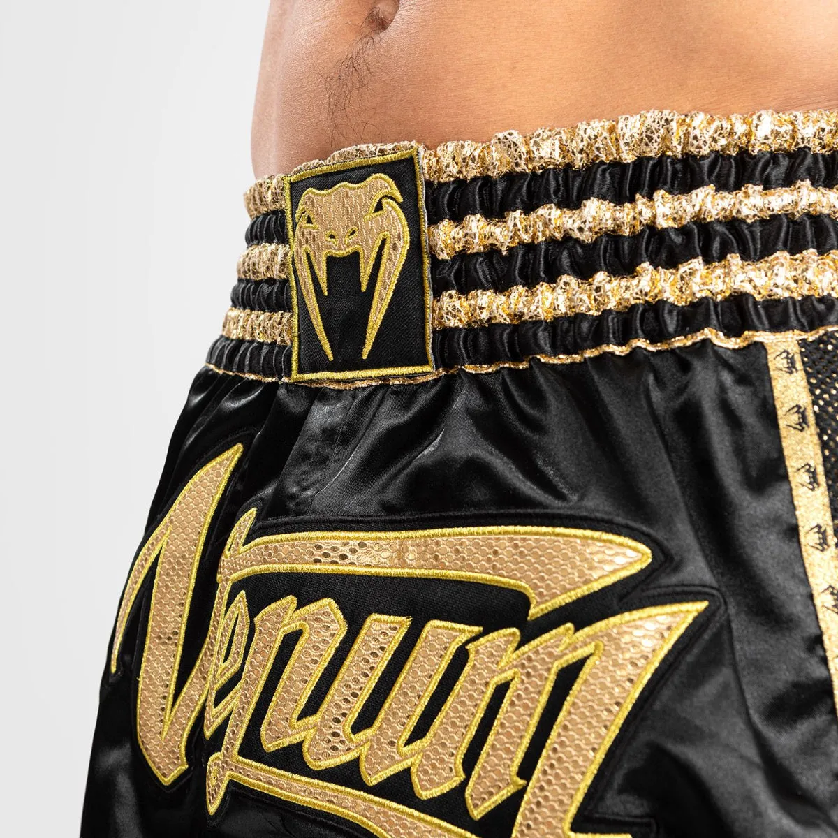 Venum Absolute 2.0 Muay Thai Shorts Black/Gold