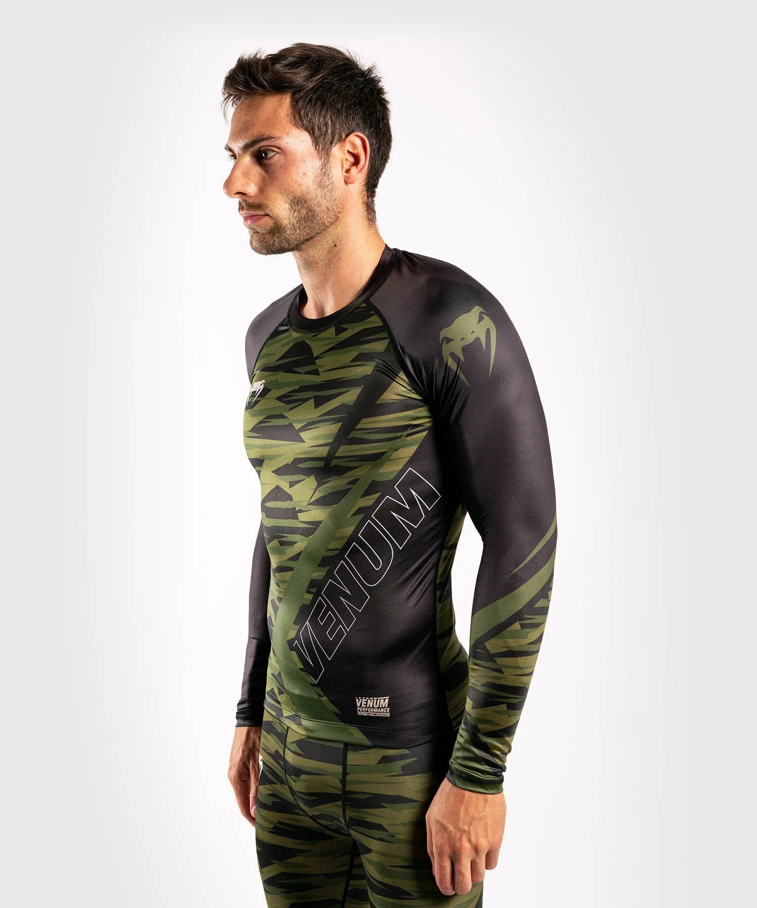 Venum Contender 5.0 Rashguard - Long sleeves - Khaki camo