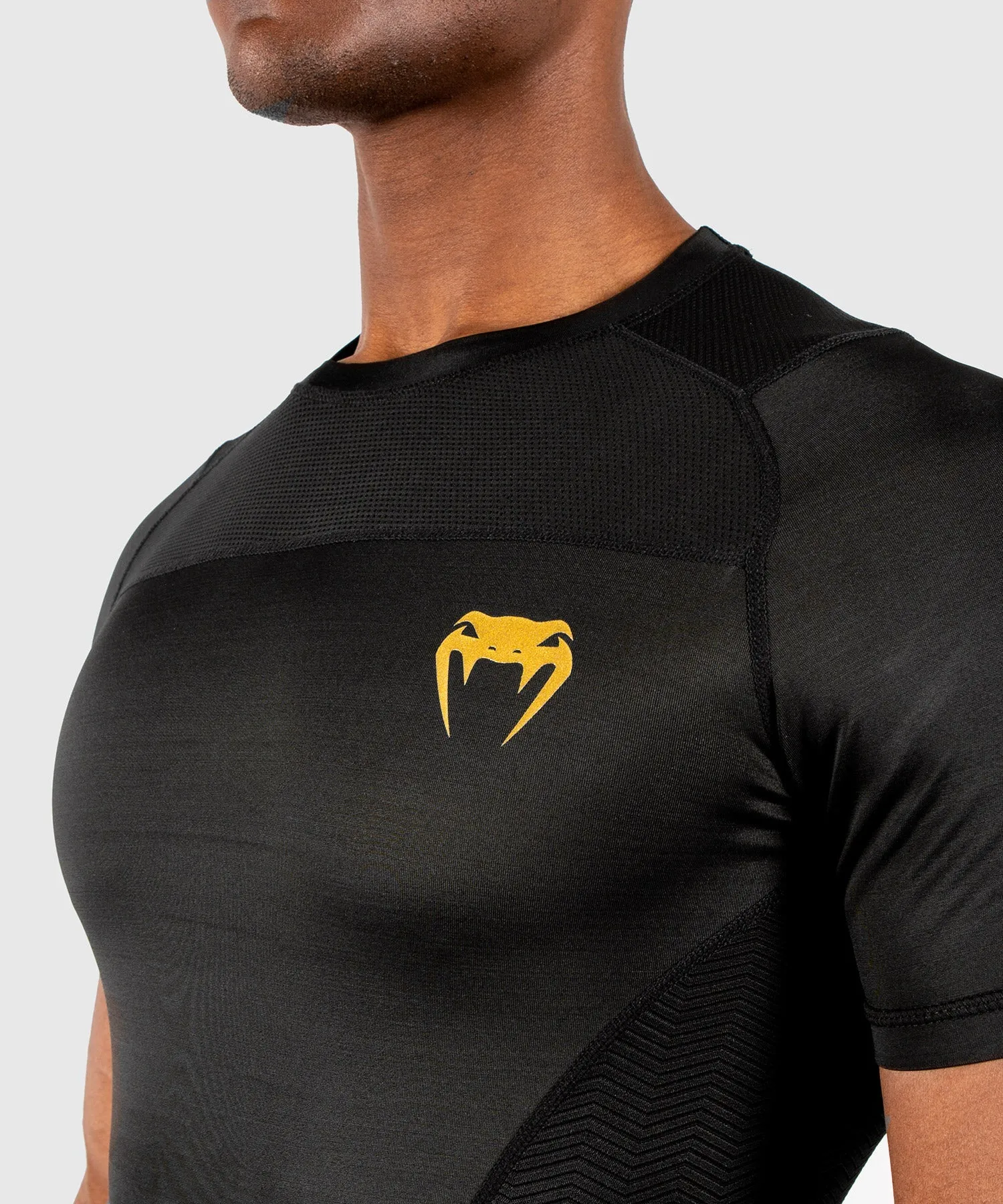 Venum G-Fit Rashguard - Short Sleeves - Black/Gold