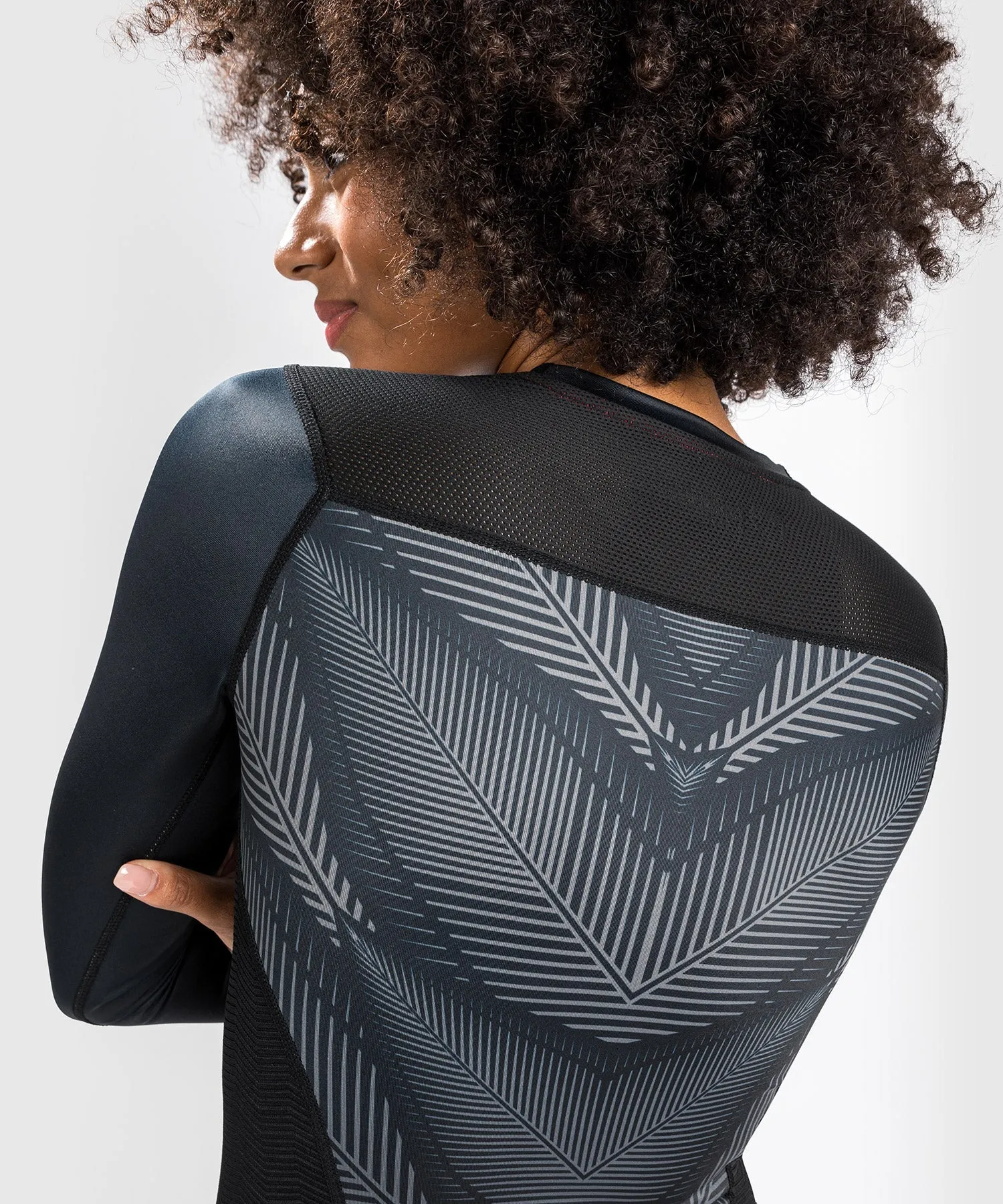 Venum Phantom Rashguard Long Sleeves - For Women - Black/Red